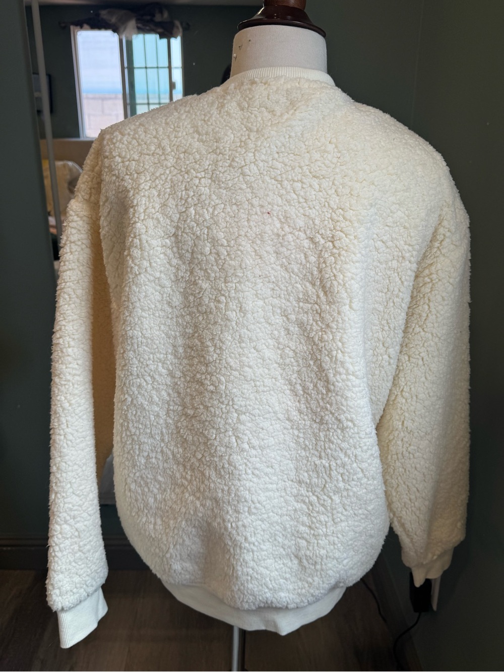 Disney Shanghai Mickey Sherpa Fleece Sweatshirt Oversized Cozy Y2K Pullover NWOT - Picture 2 of 8